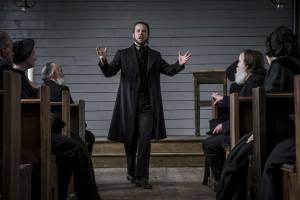 Guy Pearce in Brimstone